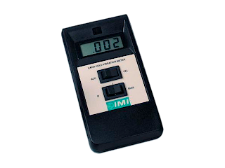 PCB 687A02 rezgésmérő kéziműszer