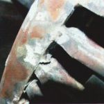 Rudtörés (lezskadás a rövidre záró gyűrűről) (forrás: CSi) Üzem közbeni villanymotor-diagnosztika - Rudtörés (lezskadás a rövidre záró gyűrűről) (forrás: CSi)